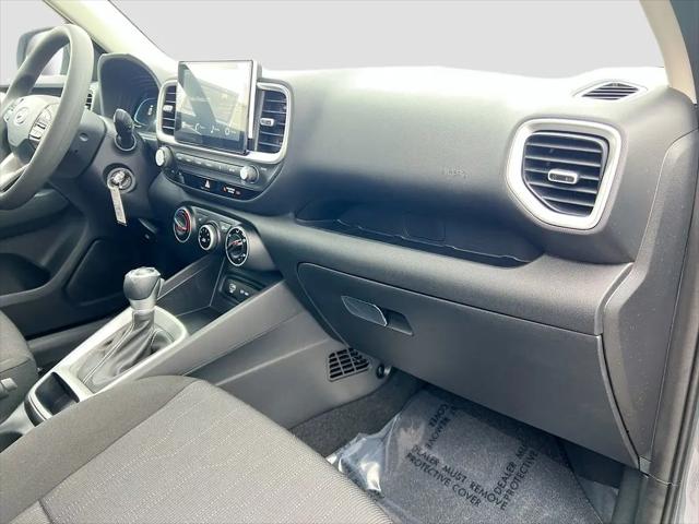 2026 Hyundai Venue SE