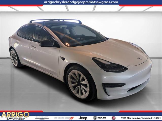 2022 Tesla Model 3 Long Range Dual Motor All-Wheel Drive 2022 Tesla Model 3 Long Range Dual Motor All-Wheel Drive