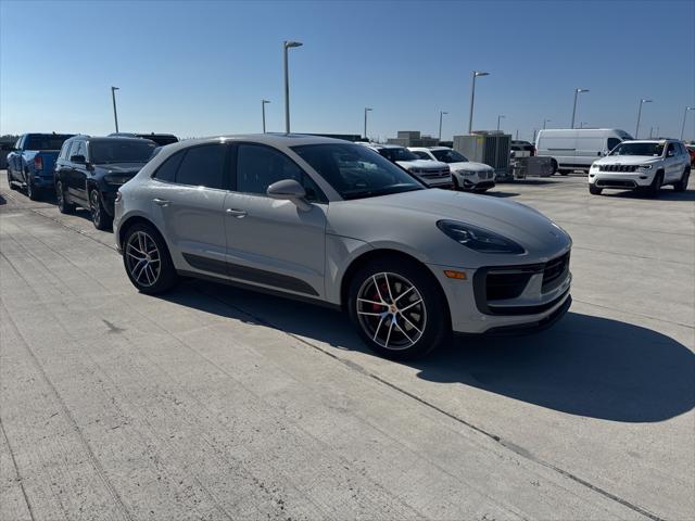 2022 Porsche Macan S