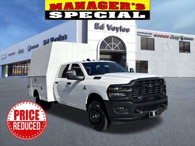 2026 RAM Ram 3500 Chassis Cab RAM 3500 TRADESMAN CREW CAB CHASSIS 4X4 60 CA