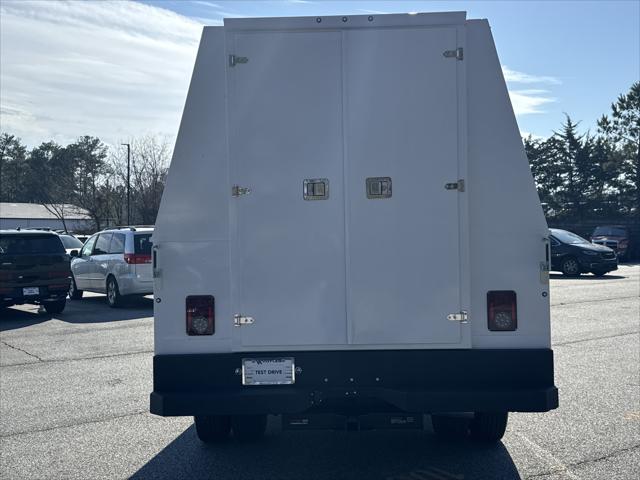 2026 RAM 3500 Chassis RAM 3500 TRADESMAN CREW CAB CHASSIS 4X4 60 CA