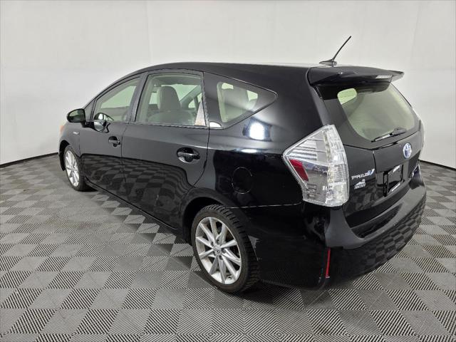 2014 Toyota Prius v Two