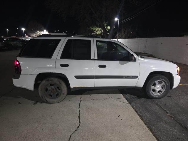 2004 Chevrolet TrailBlazer LS
