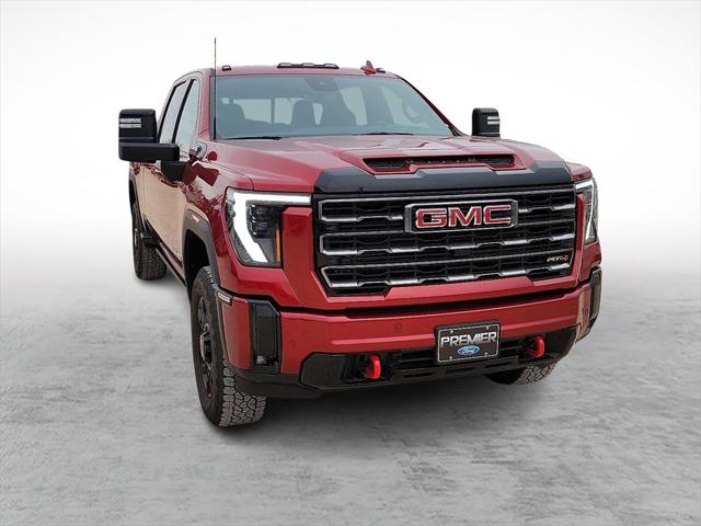 2025 GMC Sierra 2500HD 4WD Crew Cab Standard Bed AT4