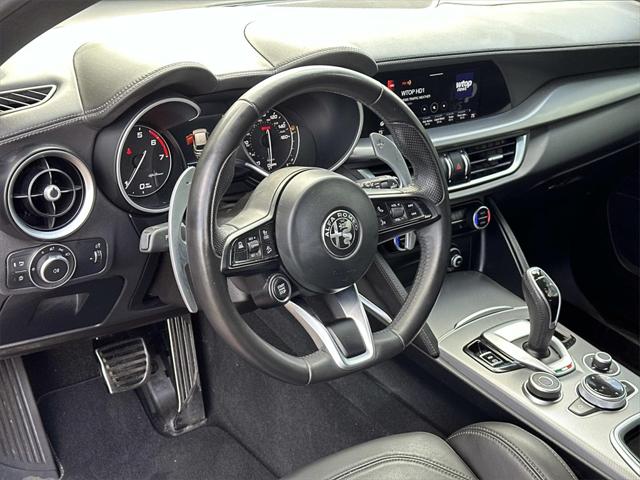 2023 Alfa Romeo Stelvio Veloce AWD