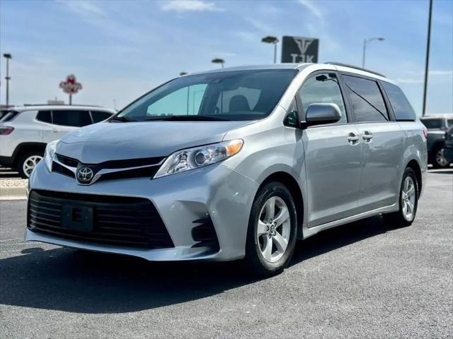 2019 Toyota Sienna LE 8 Passenger for sale in Omaha, NE