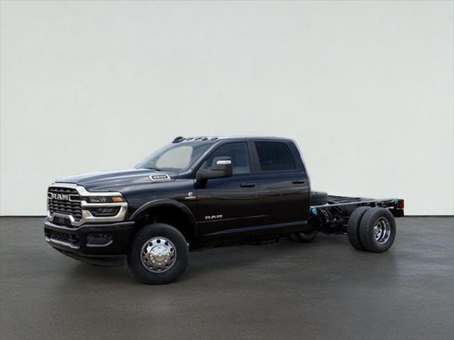 2026 RAM Ram 3500 Chassis Cab RAM 3500 BIG HORN CREW CAB CHASSIS 4X4 60 CA