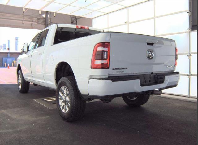 2024 RAM 2500 Laramie Crew Cab 4x4 64 Box