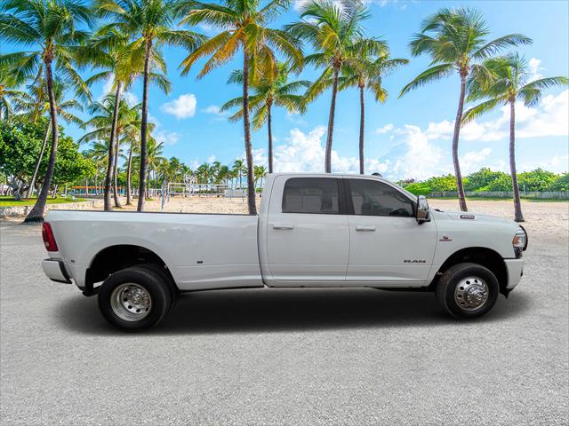 2024 RAM 3500 Laramie Crew Cab 4x4 8 Box