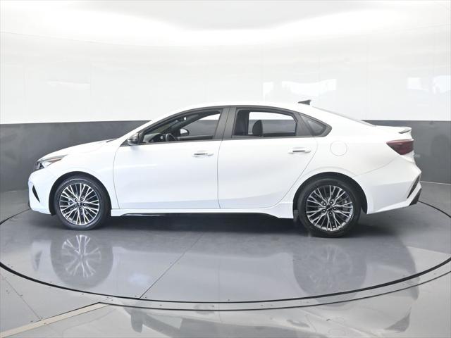 2024 Kia Forte GT-Line 2024 Kia Forte GT-Line