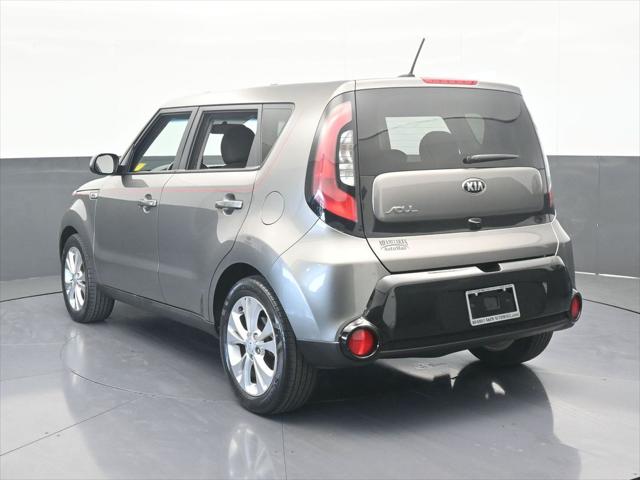 2016 Kia Soul + 2016 Kia Soul +