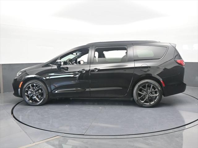 2024 Chrysler Pacifica Limited AWD 2024 Chrysler Pacifica Limited AWD