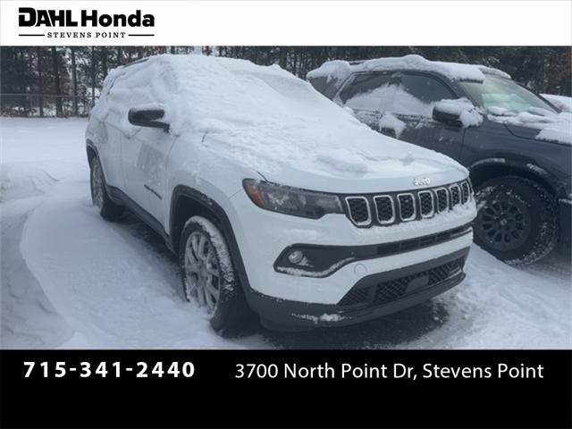 2024 Jeep Compass Latitude Lux FWD