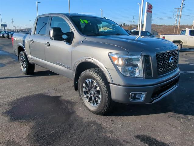 2019 Nissan TITAN PRO-4X