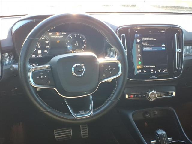 2019 Volvo XC40 T5 R-Design