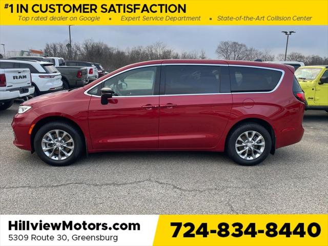 2026 Chrysler Pacifica Select AWD