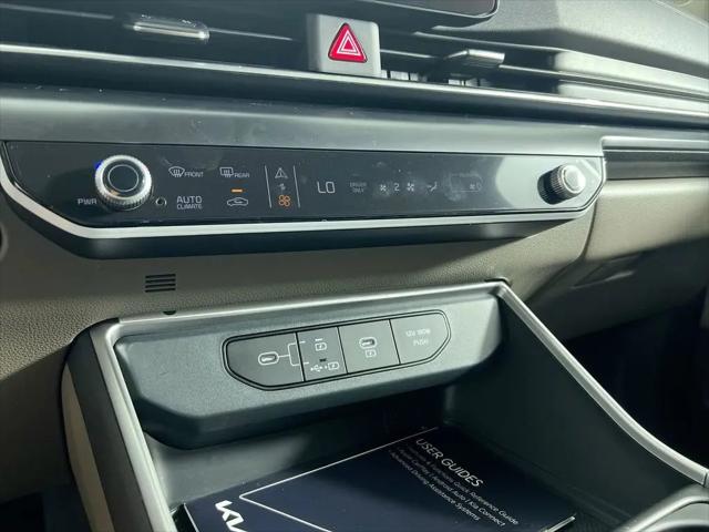 2026 Kia Carnival MPV LXS