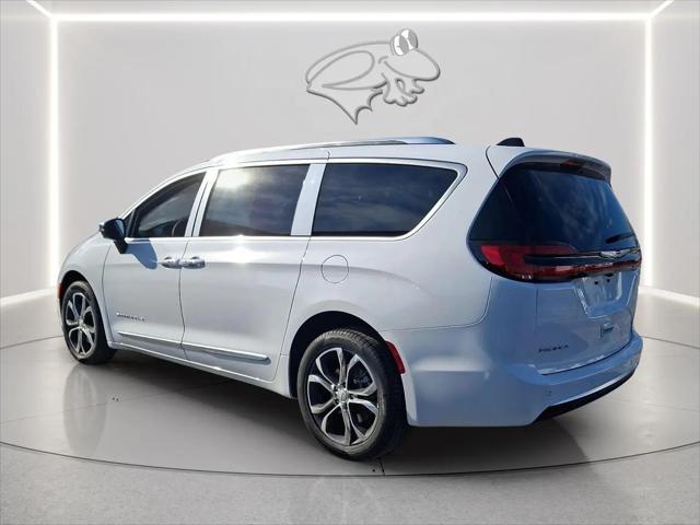 2026 Chrysler Pacifica Pinnacle AWD