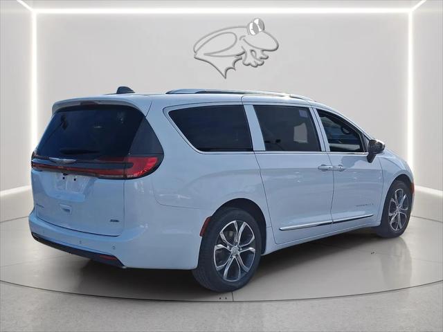 2026 Chrysler Pacifica Pinnacle AWD