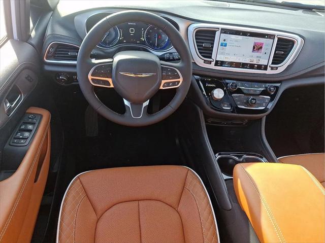 2026 Chrysler Pacifica Pinnacle AWD