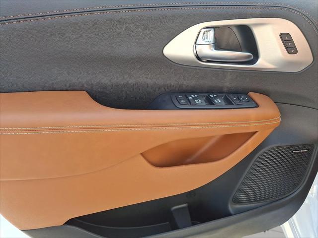 2026 Chrysler Pacifica Pinnacle AWD