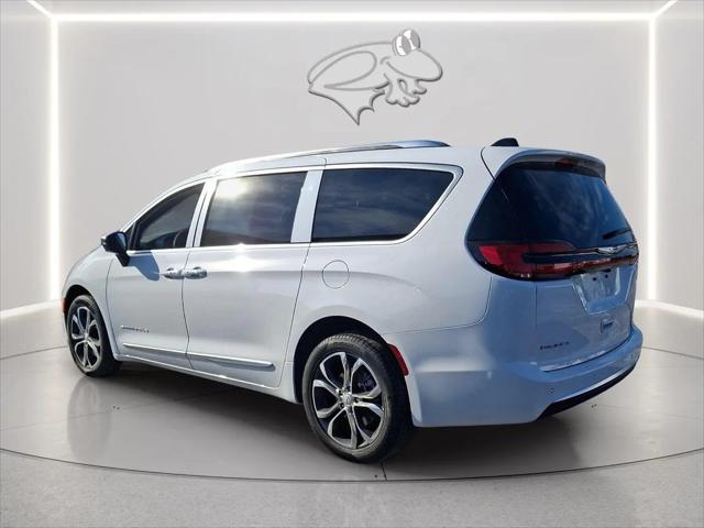 2026 Chrysler Pacifica Pinnacle AWD