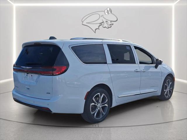 2026 Chrysler Pacifica Pinnacle AWD