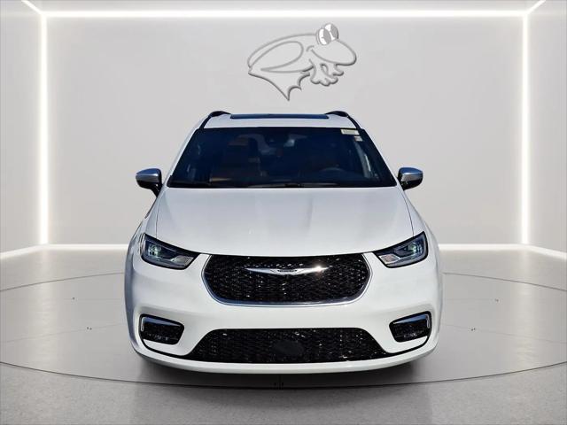2026 Chrysler Pacifica Pinnacle AWD