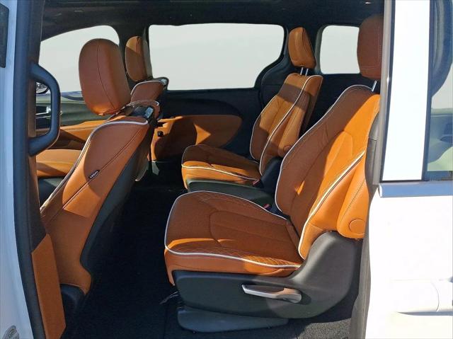 2026 Chrysler Pacifica Pinnacle AWD