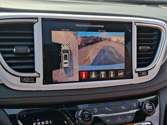 2026 Chrysler Pacifica Pinnacle AWD
