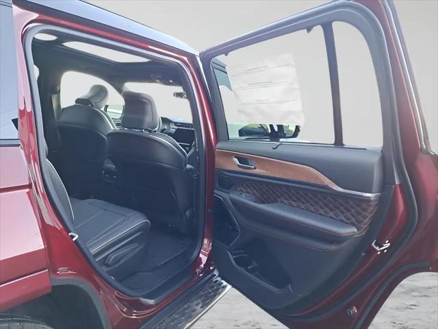 2025 Jeep Grand Cherokee L Summit Reserve 4x4
