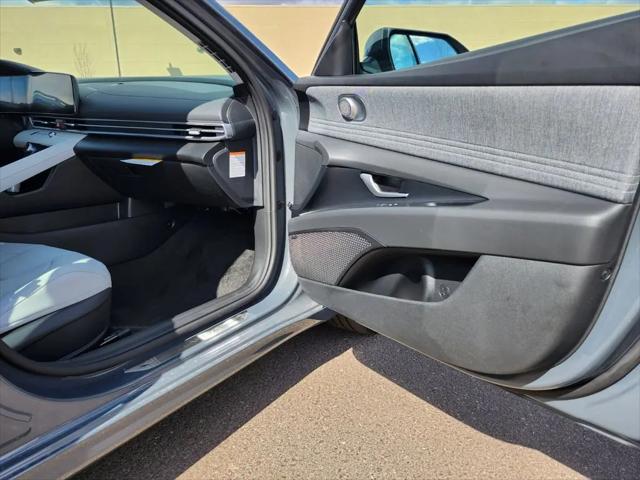 2026 Hyundai Elantra Hybrid Limited