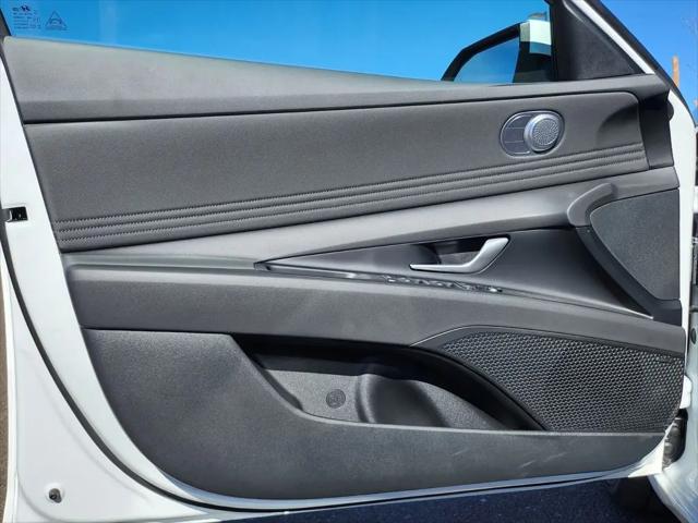 2026 Hyundai Elantra Hybrid Limited