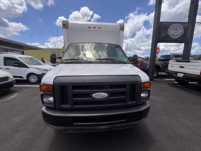 2015 Ford E-350 Cutaway Base