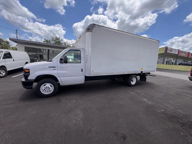 2015 Ford E-350 Cutaway Base