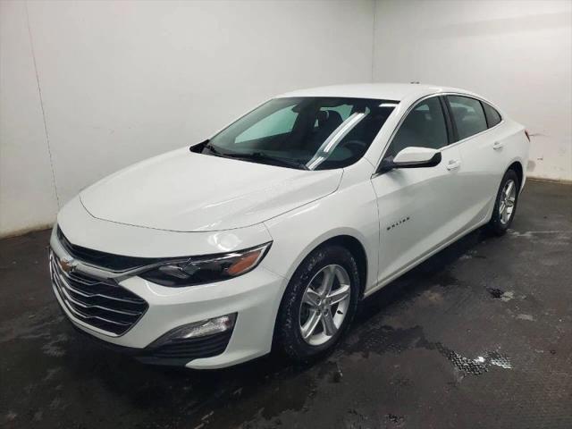 2022 Chevrolet Malibu FWD 1FL for sale near Fairfield, OH