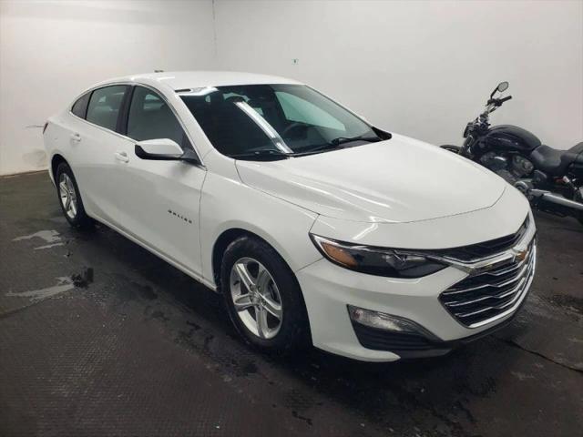 2022 Chevrolet Malibu FWD 1FL