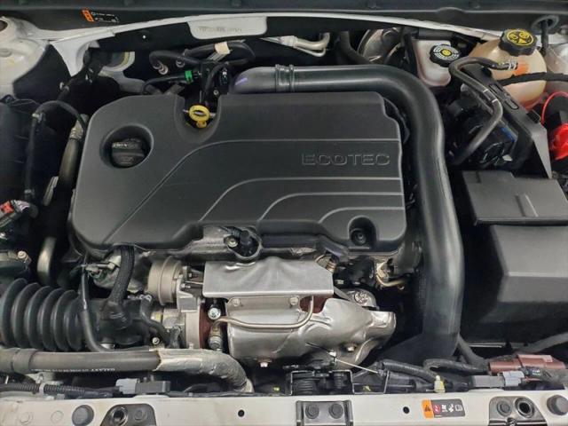 2022 Chevrolet Malibu FWD 1FL