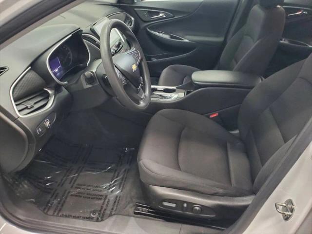 2022 Chevrolet Malibu FWD 1FL