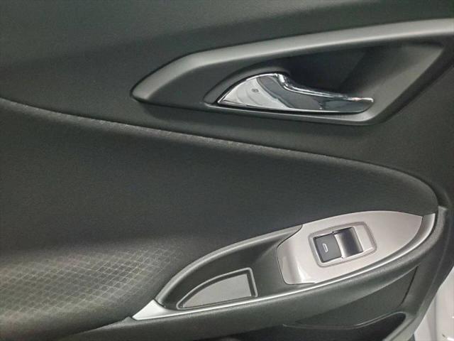 2022 Chevrolet Malibu FWD 1FL