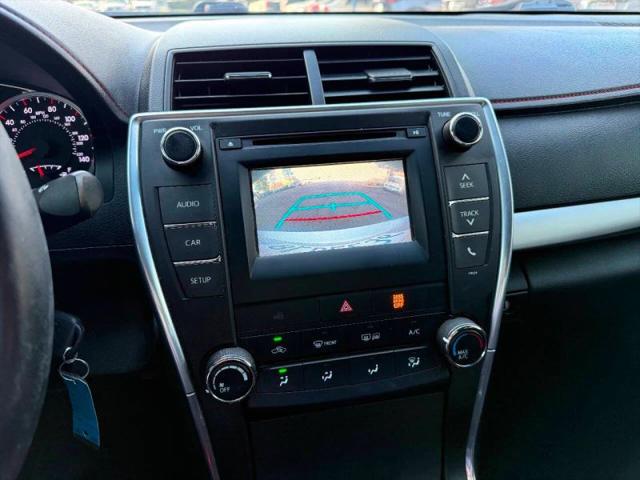 2016 Toyota Camry SE
