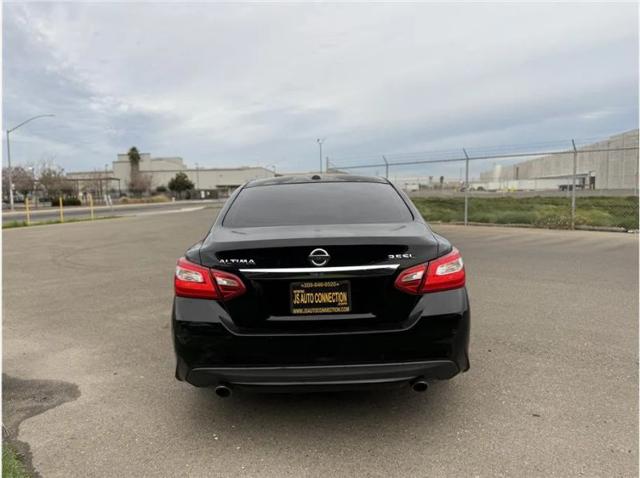 2016 Nissan Altima 3.5 SL