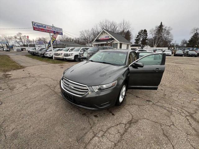 2017 Ford Taurus SEL