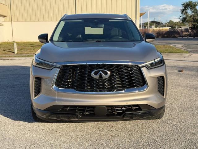 2023 INFINITI QX60 LUXE AWD