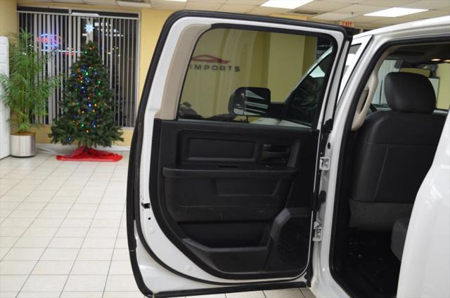 2018 Ram 3500 Tradesman Crew Cab 4x4 8' Box