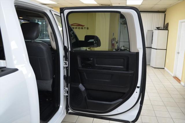 2018 Ram 3500 Tradesman Crew Cab 4x4 8' Box