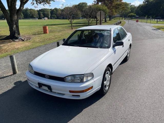 1992 Toyota Camry Deluxe V6