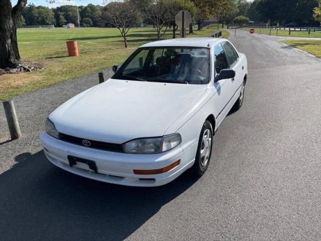1992 Toyota Camry Deluxe V6