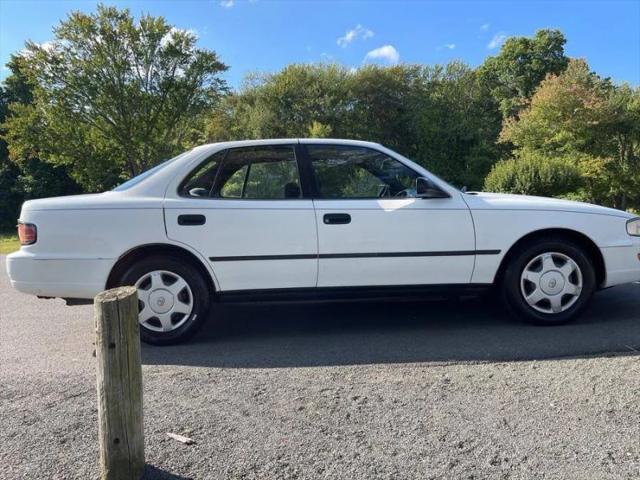 1992 Toyota Camry Deluxe V6