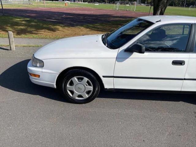 1992 Toyota Camry Deluxe V6
